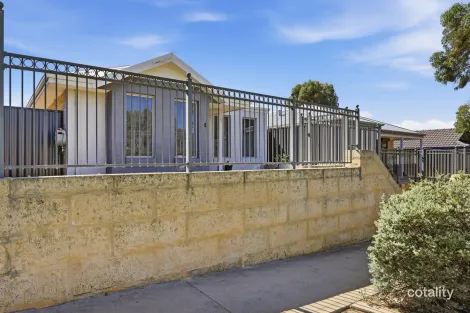 Property photo of 10 Corbin Lane Baldivis WA 6171