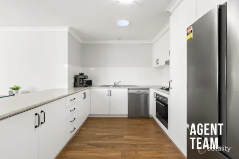 Property photo of 92 Hollows Circuit Macgregor ACT 2615