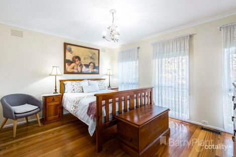 Property photo of 3 Iredale Court Watsonia North VIC 3087