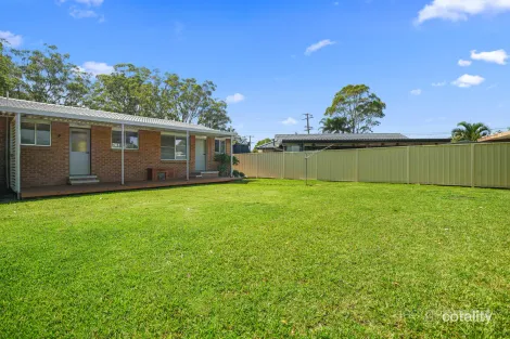Property photo of 80 Kincumber Crescent Davistown NSW 2251