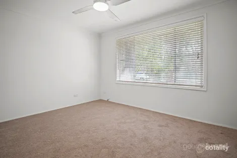 Property photo of 80 Kincumber Crescent Davistown NSW 2251