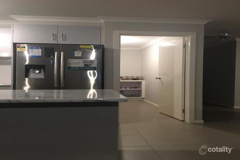 Property photo of 87 Greendale Boulevard Pakenham VIC 3810