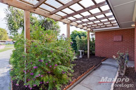 Property photo of 30 Newport Way Lynwood WA 6147