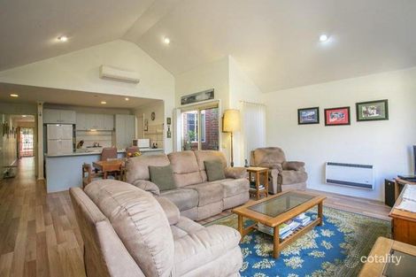 Property photo of 120 Railway Parade Seaford VIC 3198