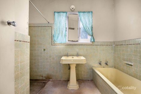 Property photo of 9 Columban Avenue Strathmore VIC 3041