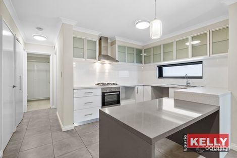 9/10 Pearl Rd, Cloverdale, WA 6105