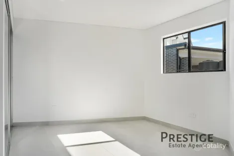 Property photo of 57 Neerini Avenue Smithfield NSW 2164