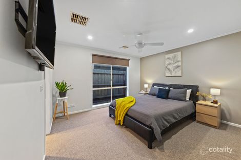 Property photo of 6 Neptune Place Cranbourne West VIC 3977