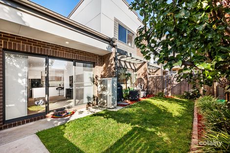 2/41 Arthur Blakeley Way, Coombs, ACT 2611