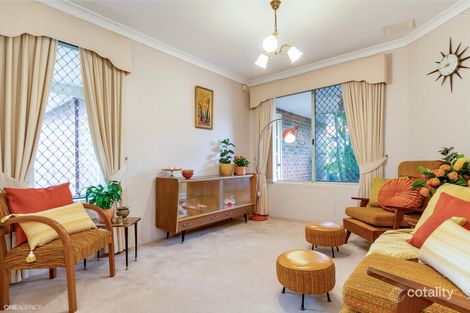 Property photo of 27 Carwoola Circle Carramar WA 6031