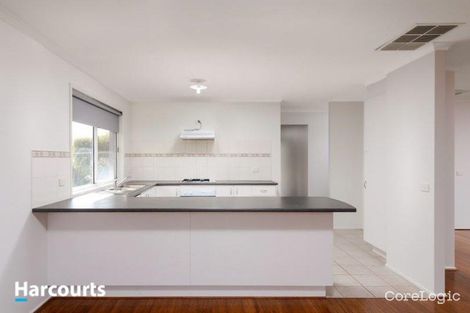 Property photo of 1 Ovata Place Cranbourne West VIC 3977