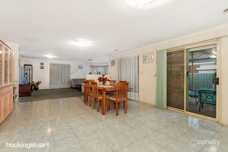 Property photo of 10 Glenelg Boulevard Taylors Hill VIC 3037