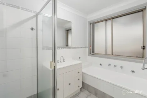 Property photo of 25 Glengarry Way Horsley NSW 2530