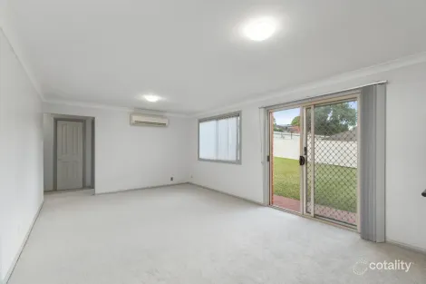 Property photo of 25 Glengarry Way Horsley NSW 2530