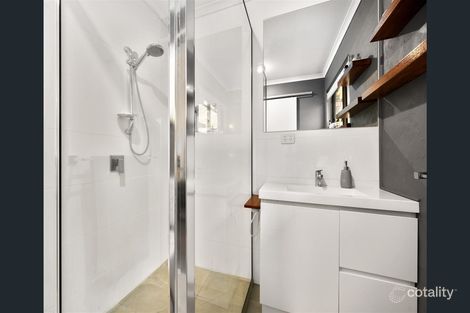 Property photo of 2 Houghs Lane Bright VIC 3741