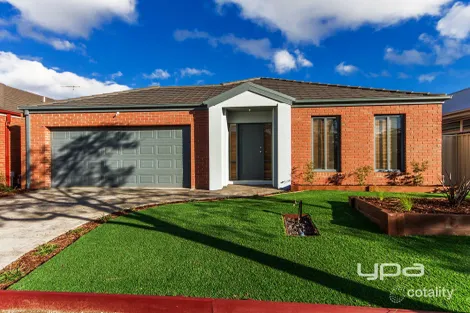 5 Great Barr Cres, Caroline Springs, VIC 3023