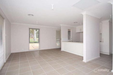 Property photo of 13 Laseron Place Mawson ACT 2607