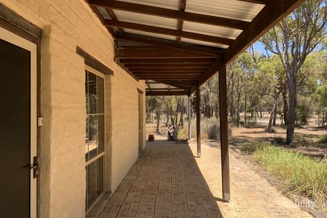 Property photo of 4 First Avenue Kendenup WA 6323