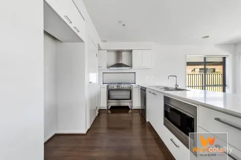 5 Blue Bush Way, Cranbourne East, VIC 3977