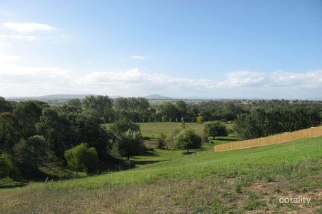 31 Harnham Dr, Bairnsdale, VIC 3875