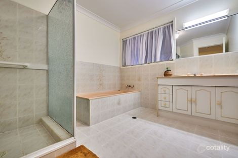 Property photo of 6 Oakland Parade Banora Point NSW 2486