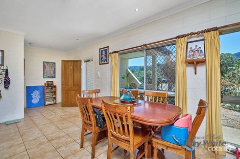 Property photo of 8 Tryal Street Bentley Park QLD 4869