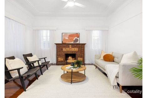 Property photo of 37 Boundary Road Camp Hill QLD 4152