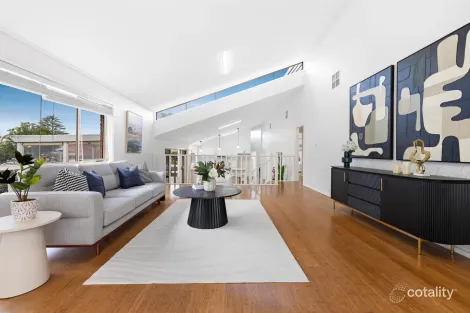 Property photo of 21 Tinarra Court Wantirna South VIC 3152