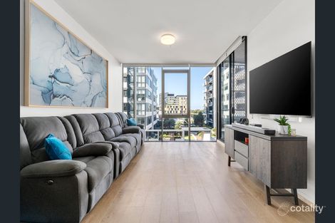 Property photo of 304/1 Foreshore Boulevard Woolooware NSW 2230