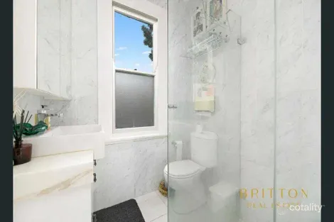 Property photo of 24 Glebe Point Road Glebe NSW 2037
