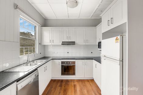 Property photo of 31 McIntyre Street Centenary Heights QLD 4350