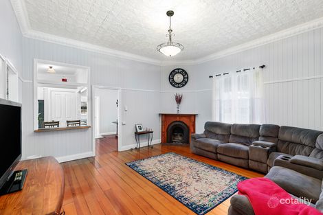 Property photo of 140 Holberton Street Newtown QLD 4350