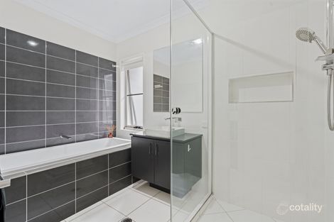 Property photo of 12 Leopard Place Redland Bay QLD 4165