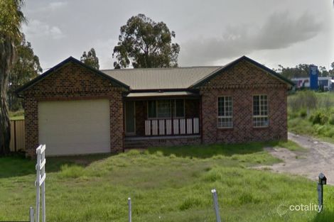 Property photo of 90 Weakleys Drive Beresfield NSW 2322