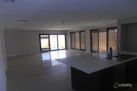 Property photo of 3 Chadwick Views Doreen VIC 3754