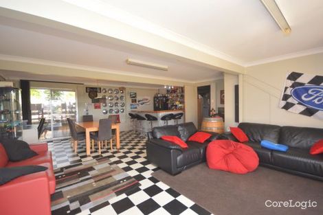 Property photo of 16 Auckland Street Wishart QLD 4122
