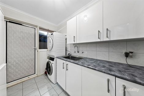 Property photo of 13 Granite Way Delahey VIC 3037