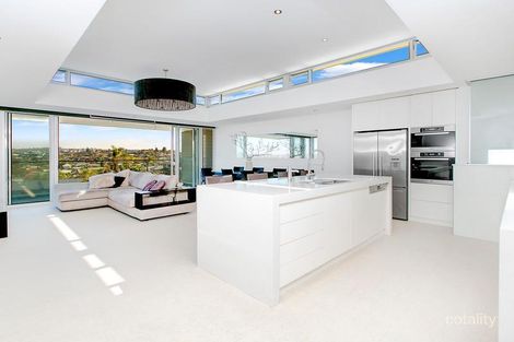 Property photo of 32 Robertson Road North Curl Curl NSW 2099