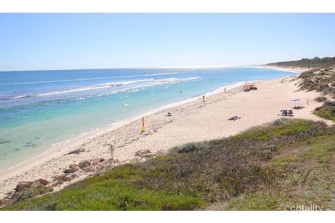 16 Fawkner Rd, Two Rocks, WA 6037