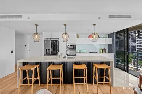 Property photo of 801/1 Oracle Boulevard Broadbeach QLD 4218