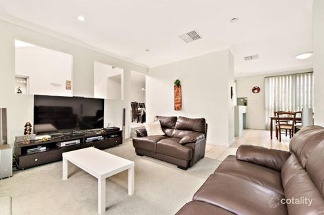 Property photo of 3 Manna Gum Walk South Morang VIC 3752