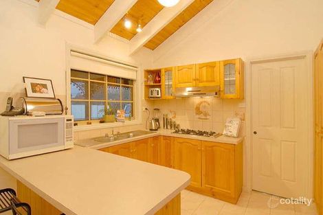 Property photo of 13 Thames Boulevard Werribee VIC 3030