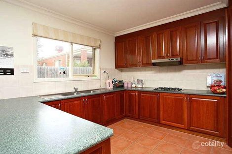 Property photo of 5 Iris Court Gowanbrae VIC 3043