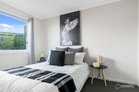 Property photo of 6/8 Silverdale Drive Darley VIC 3340