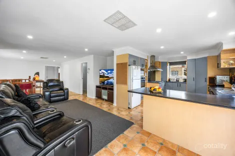 Property photo of 34 Struan Avenue Mooroolbark VIC 3138