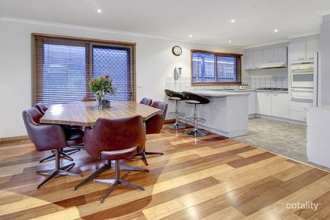 Property photo of 5 Lemnian Court Langwarrin VIC 3910