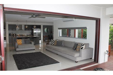 Property photo of 5 Flybridge Way Hope Island QLD 4212
