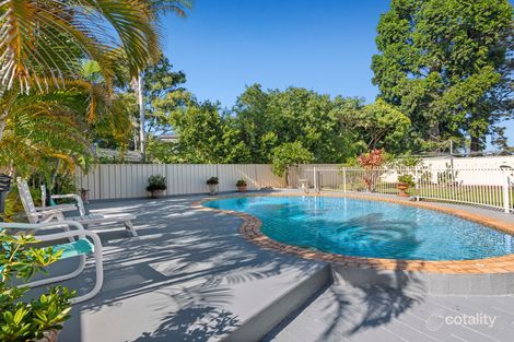 Property photo of 4 Seaview Parade Elanora QLD 4221