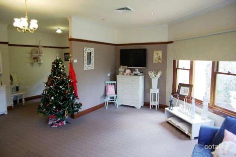 Property photo of 32 Blamey Street Turvey Park NSW 2650