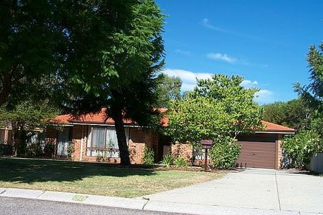 20 Regal Dr, Thornlie, WA 6108